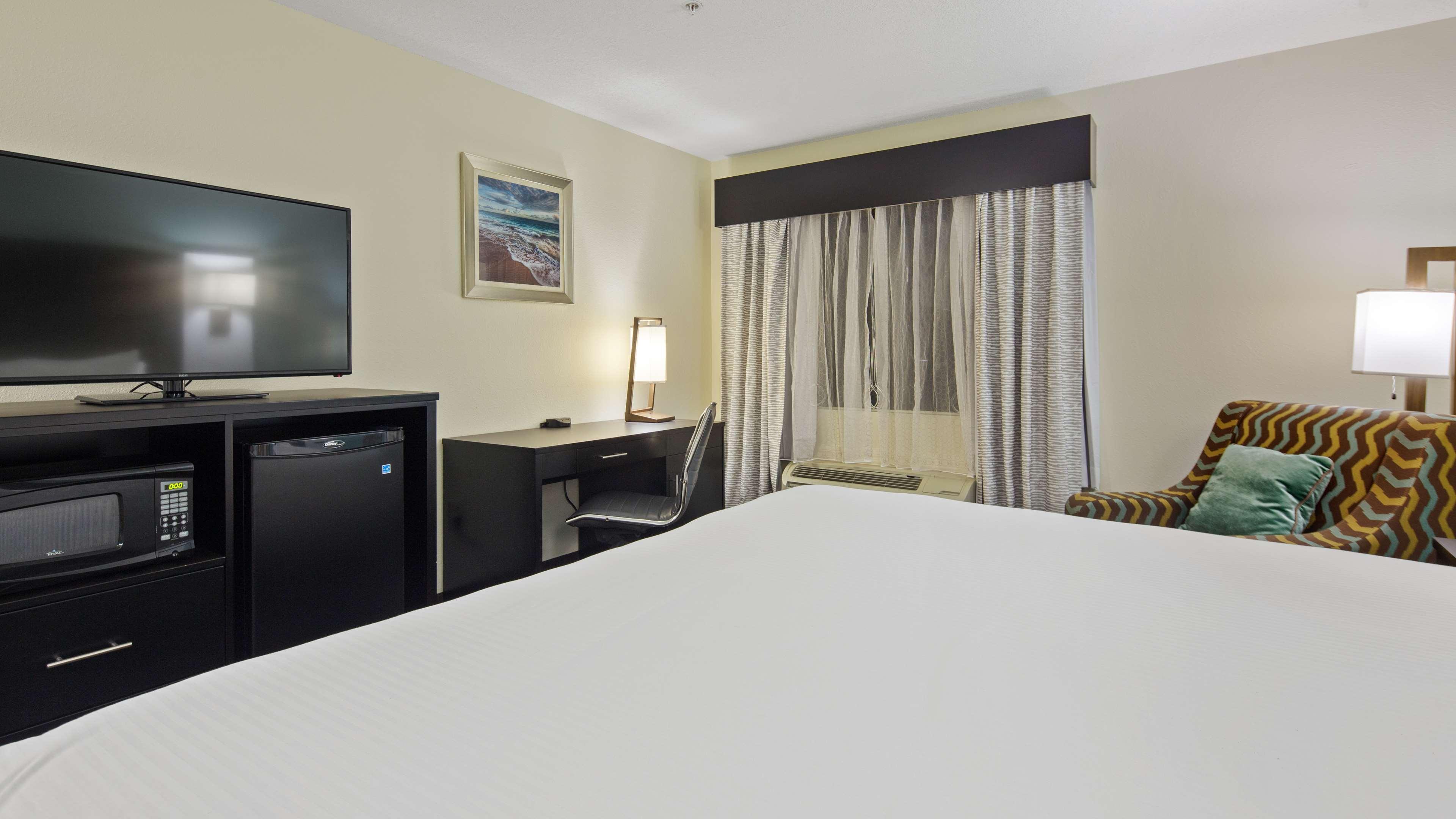 Best Western Mayport Inn And Suites Atlantic Beach Dış mekan fotoğraf